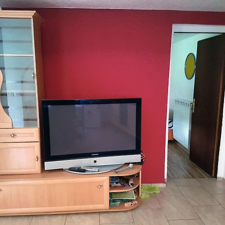 Apartment Sinc Кобарид Екстериор снимка