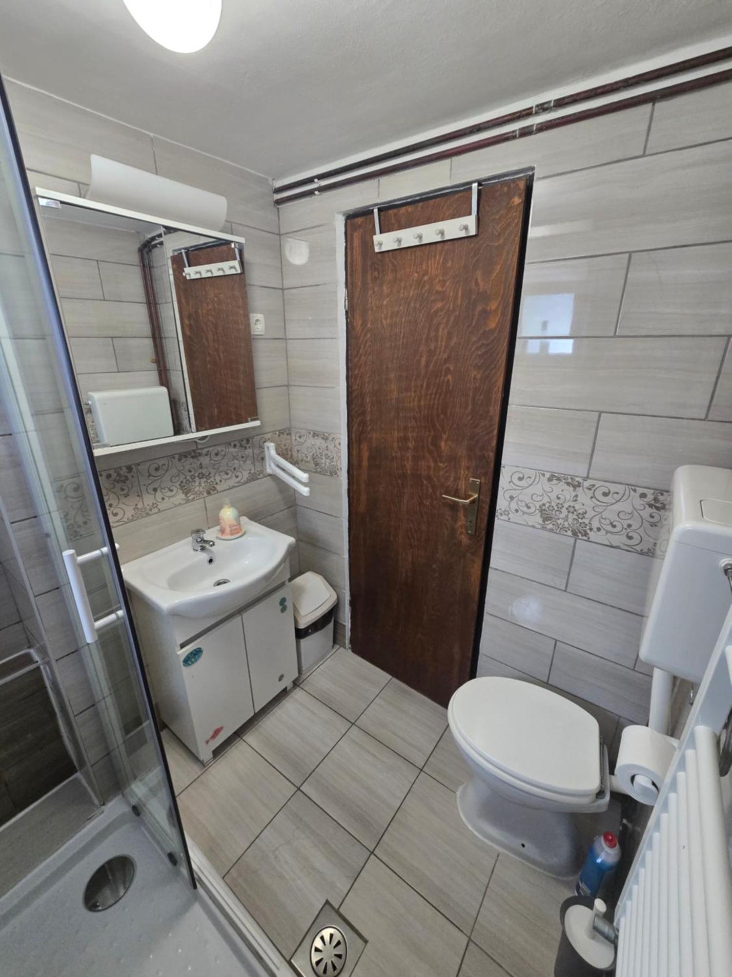 Apartment Sinc Кобарид Екстериор снимка