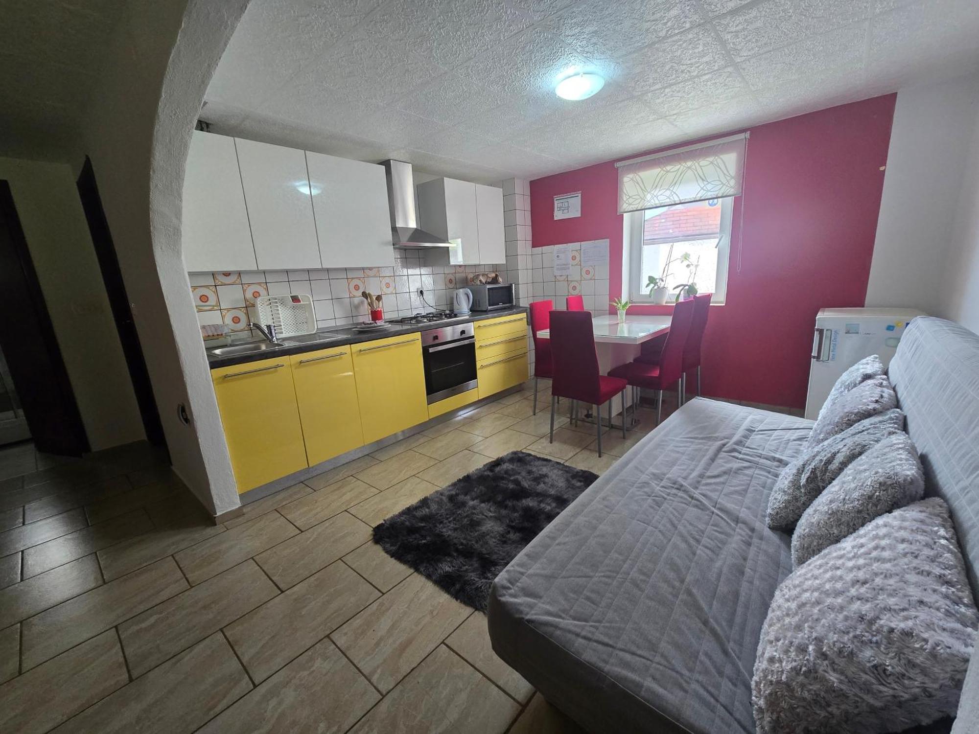 Apartment Sinc Кобарид Екстериор снимка