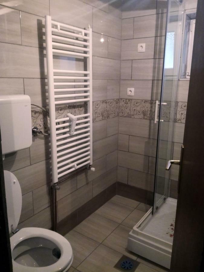 Apartment Sinc Кобарид Екстериор снимка